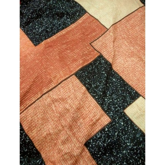 Cute off the shoulder color block ruffle dress size Large - Picture 6 of 6